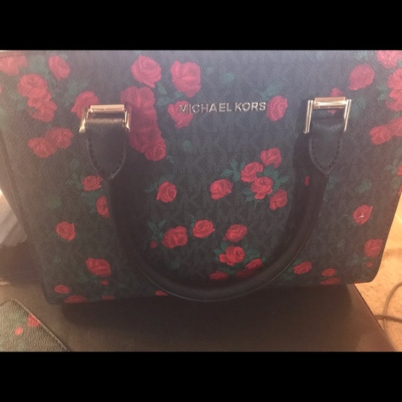 Michael Kors ❤️NWT Authentic! - Picture 4 of 8